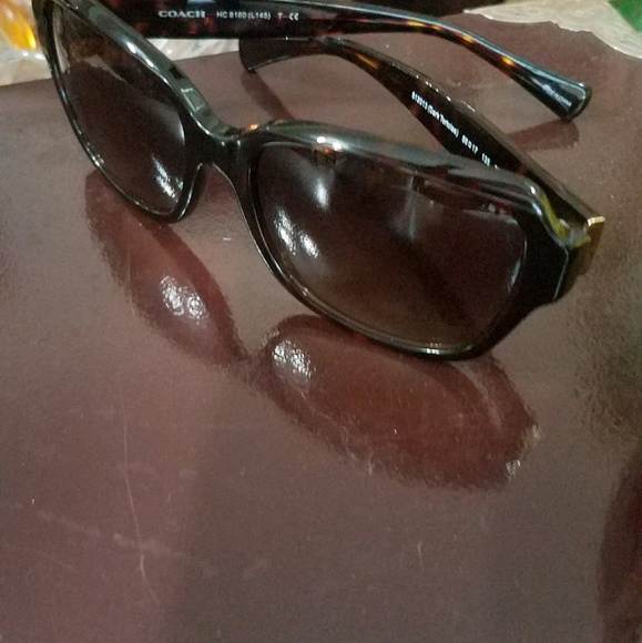 Coach watch new. Coach sunglasses - Picture 2 of 2